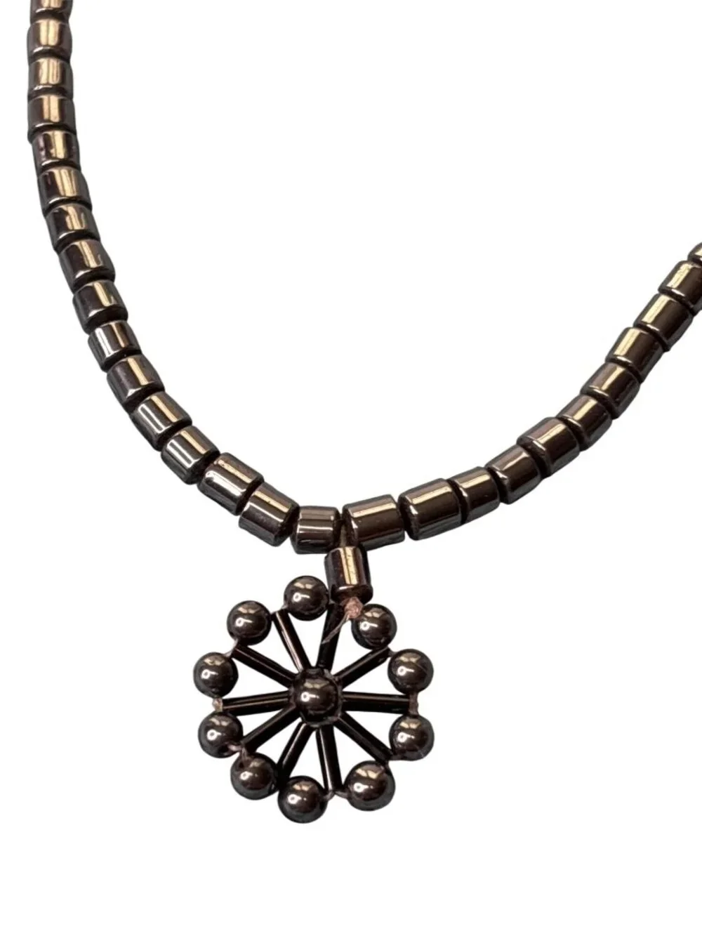 Vtg Artisan Hematite Beaded Necklace Flower Pendant Goldtone Barrel Clasp 16 in